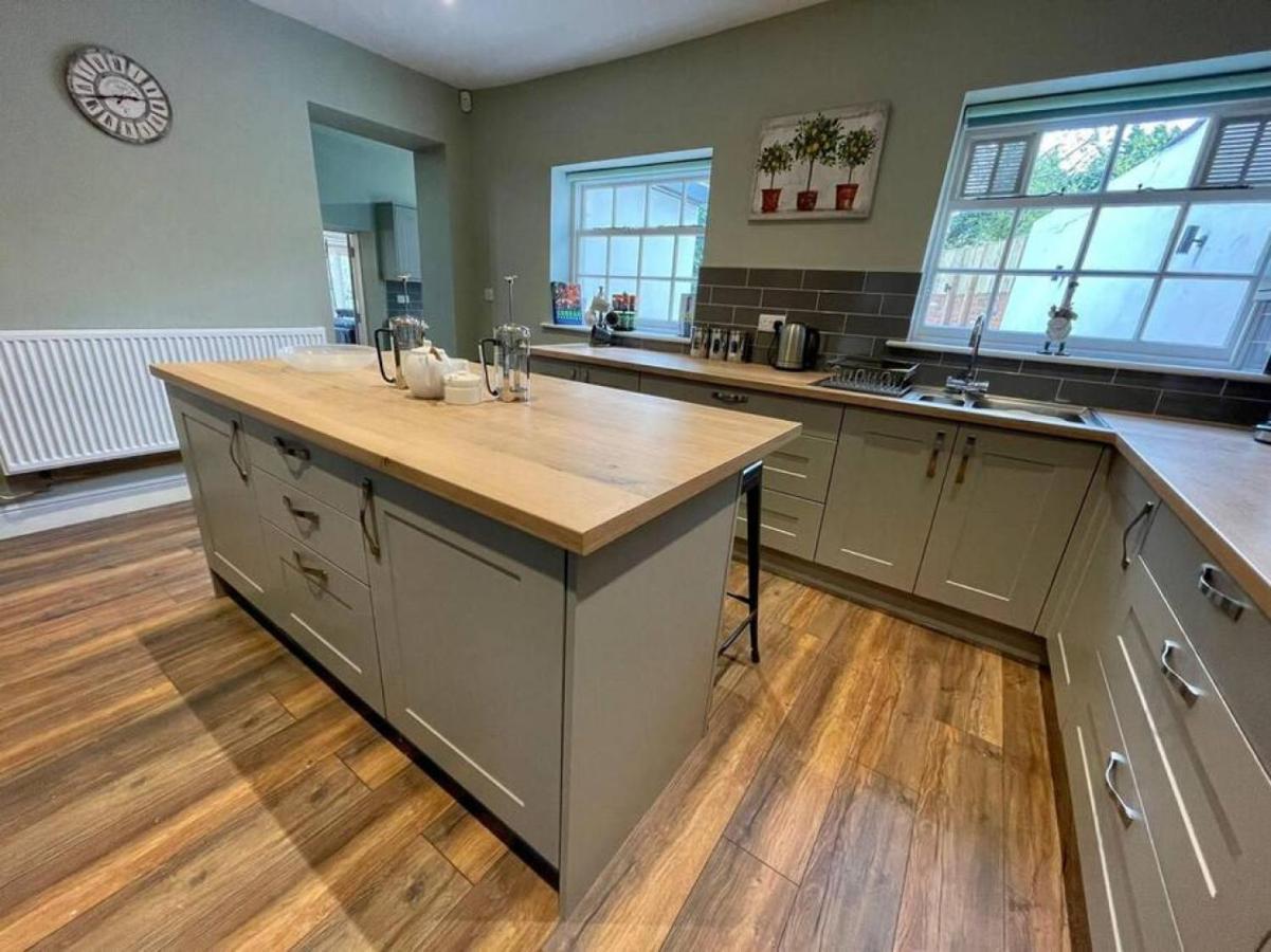 Lydney House Swaffham Sleeps 22 Exterior foto