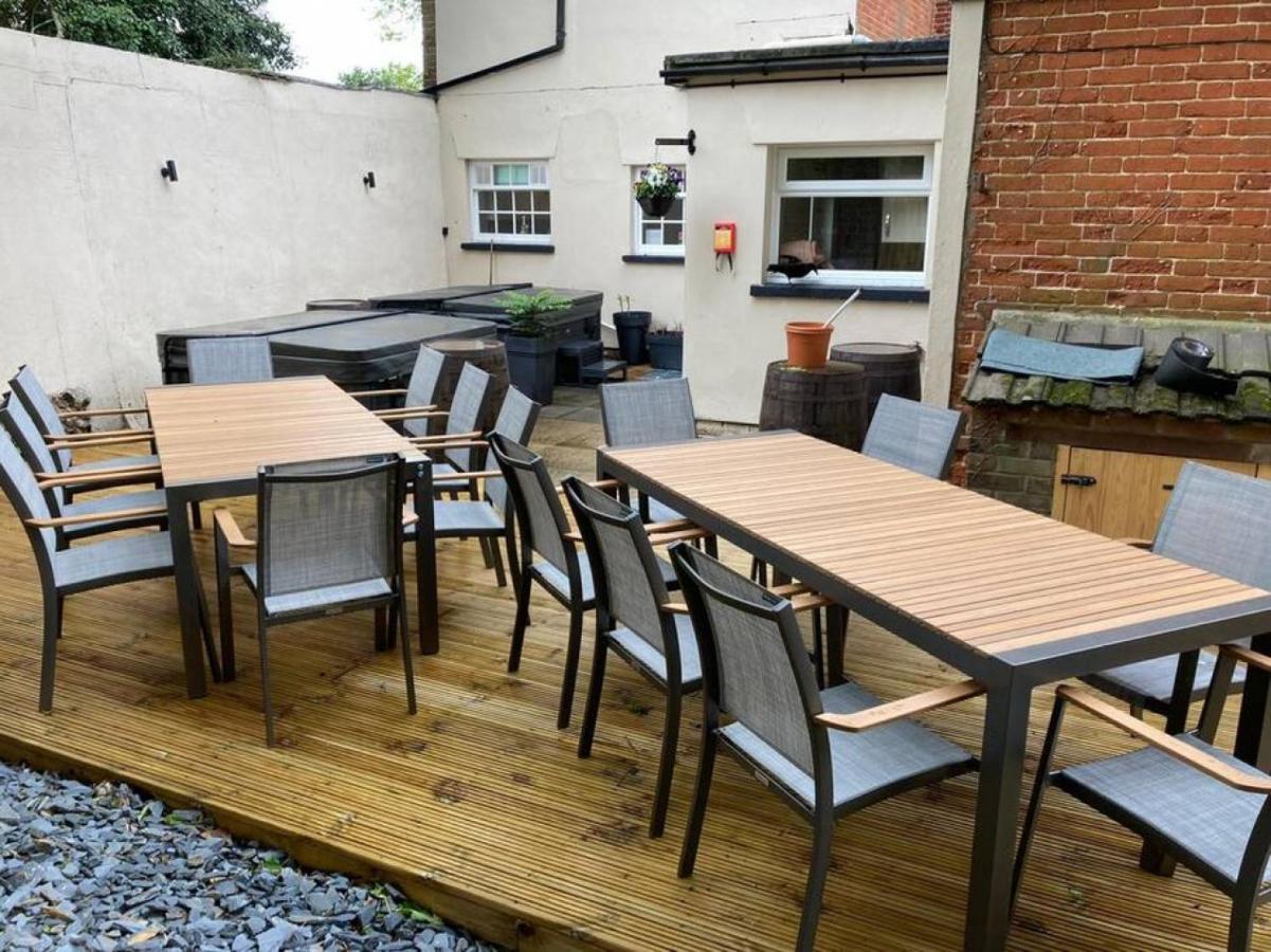 Lydney House Swaffham Sleeps 22 Exterior foto